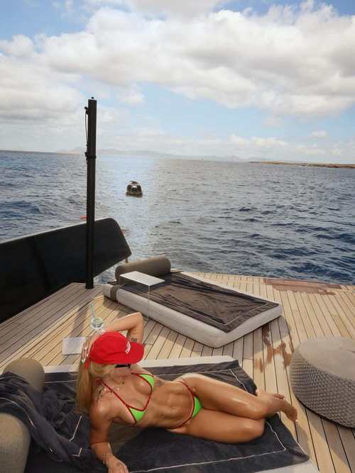 images/03.jpg